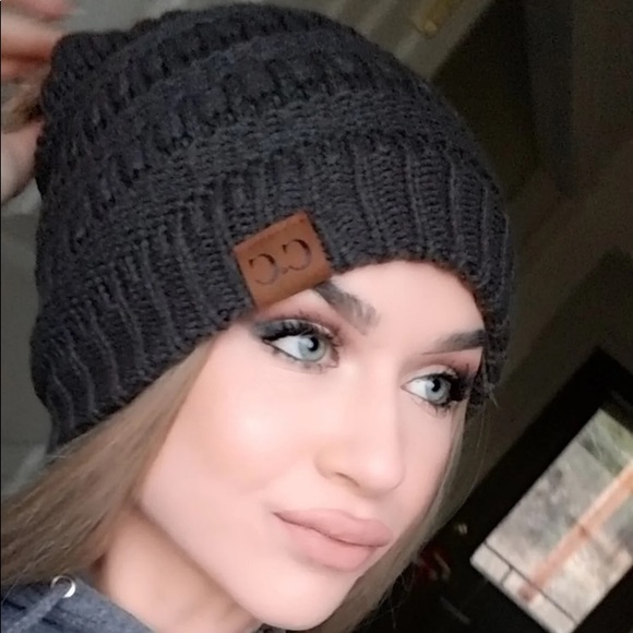 CC Boutique Accessories - CC POM POM STYLE BEANIE!